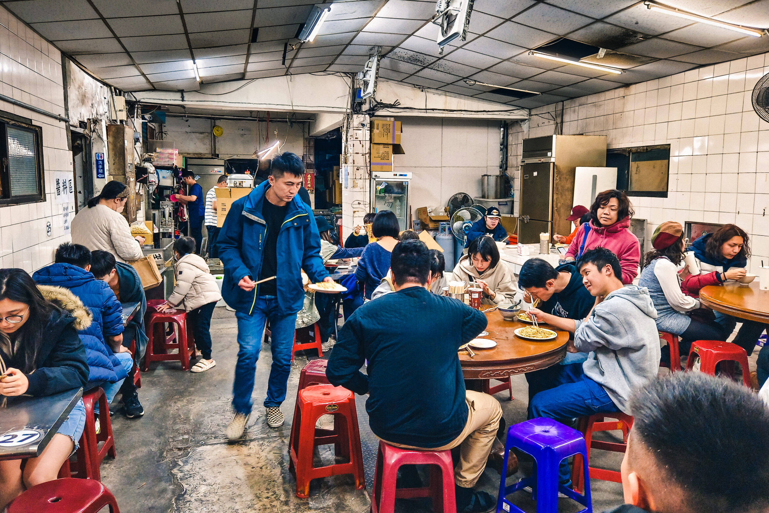 劉媽媽 涼麵,劉媽媽涼麵,劉媽媽涼麵素食,劉媽媽涼麵菜單,劉媽媽涼麵饒河,台北劉媽媽涼麵,台北好吃涼麵,台北宵夜,台北必吃,台北早餐,台北松山區宵夜,台北深夜食堂,台北美食,市民大道劉媽媽涼麵,市民大道宵夜,市民大道涼麵,涼麵推薦 @陳小可的吃喝玩樂