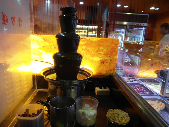 台北火鍋吃到飽,啤酒喝到飽,火鍋燒烤吃到飽︱火鍋︱燒烤,皇家帝國吃到飽火鍋專賣,皇家帝國吃到飽火鍋專賣地址,皇家帝國鴛鴦火鍋,西門町吃到飽,麻辣鍋吃到飽 @陳小可的吃喝玩樂 【台北】皇家帝國鴛鴦火鍋~西門町吃到飽~麻辣火鍋吃到飽