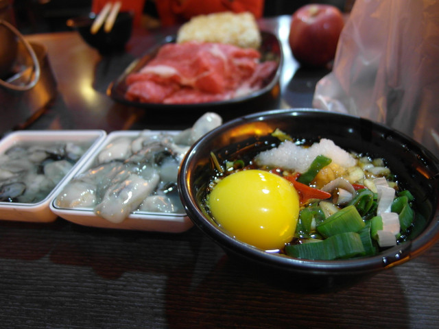 台北火鍋吃到飽,啤酒喝到飽,火鍋燒烤吃到飽︱火鍋︱燒烤,皇家帝國吃到飽火鍋專賣,皇家帝國吃到飽火鍋專賣地址,皇家帝國鴛鴦火鍋,西門町吃到飽,麻辣鍋吃到飽 @陳小可的吃喝玩樂 【台北】皇家帝國鴛鴦火鍋~西門町吃到飽~麻辣火鍋吃到飽