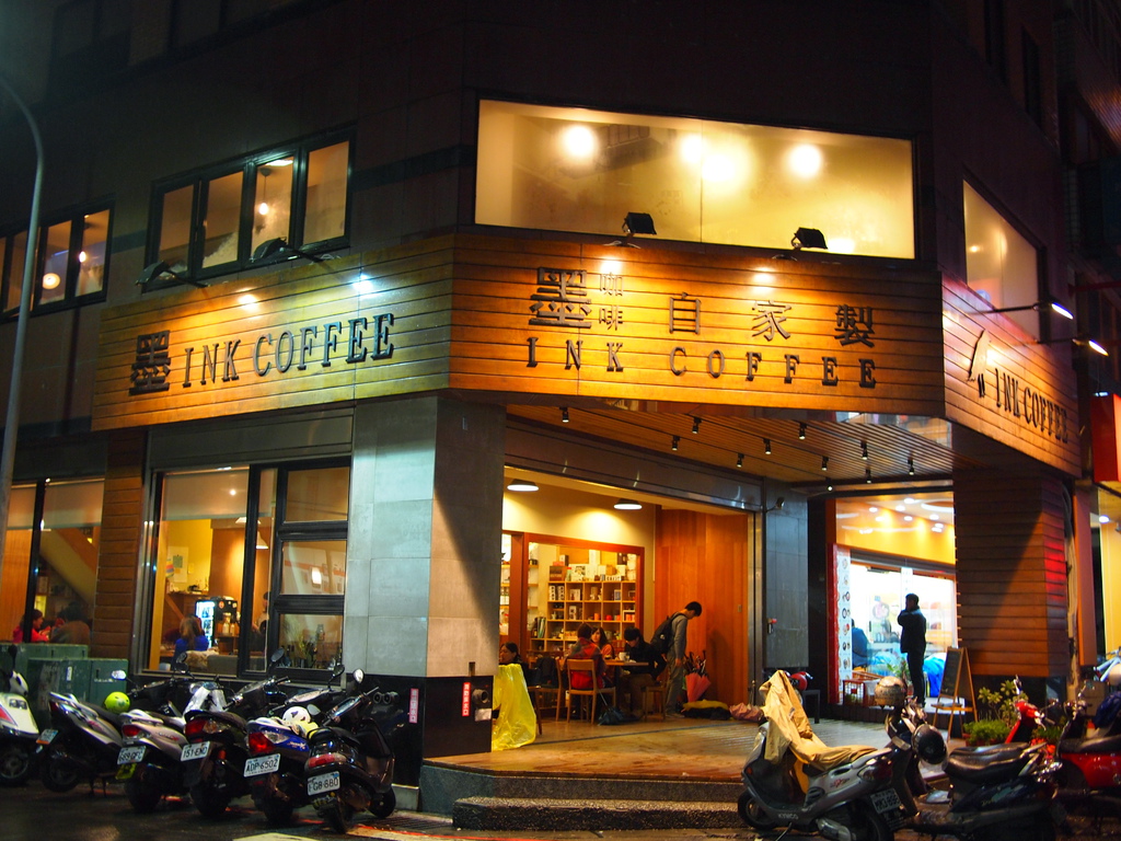 墨咖啡 新竹咖啡館  新竹墨咖啡  墨咖啡菜單 墨咖啡地址  新竹好吃蛋糕店  墨 咖啡
