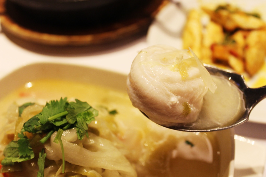 開飯川食堂 台北車站美食餐廳 京站美食餐廳推薦 京站吃什麼 京站開飯川食堂料理 菜色價位 川菜料理 食記 評價 開飯川食堂地址分店