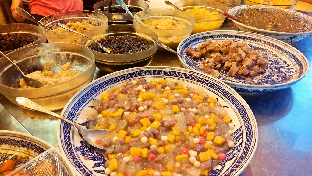三重大同南路好吃無名 夏天冰店 冬天紅豆湯攤位