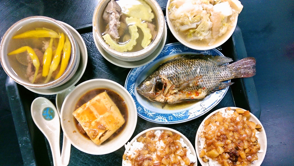 今大魯肉飯,台北小吃︱台北熱炒 @陳小可的吃喝玩樂 三重好吃滷肉飯.今大滷肉飯.今大魯肉飯.今大魯肉飯價錢.今大魯肉飯菜單.今大魯肉飯營業時間.今大麵店.滷白菜.吳郭魚.滷豆腐.今大魯肉飯捷運.今大魯肉飯食記